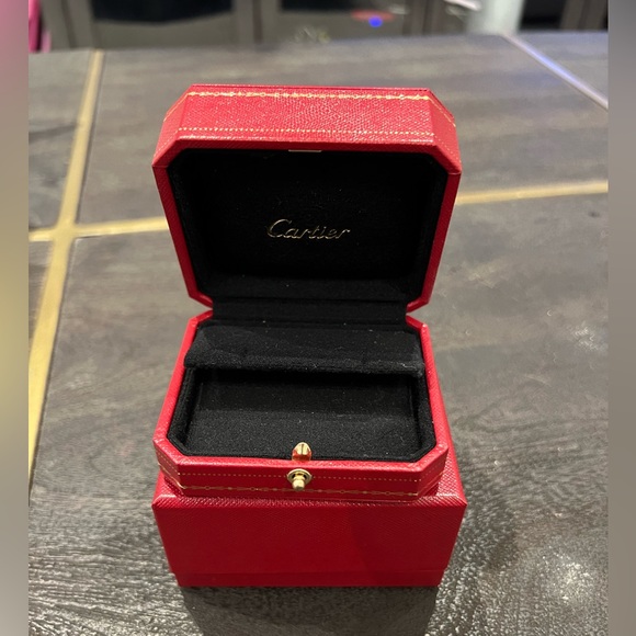 Cartier box - Picture 1 of 8